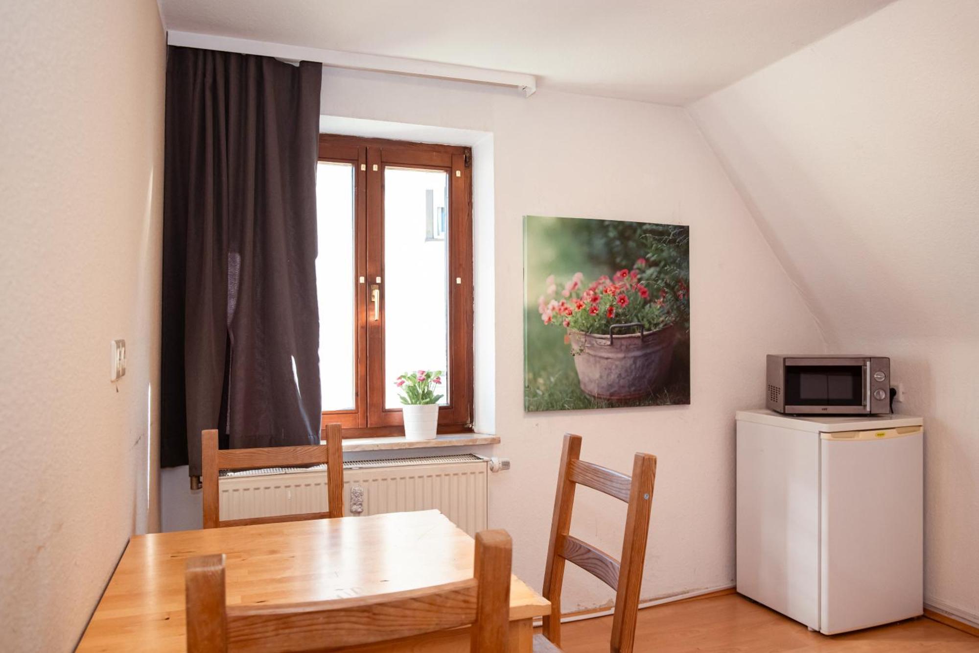 Haus99 Budget Pension & Apartments Fuerth Luaran gambar